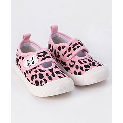 Cute Walk by Babyhug Velcro Closure Casual Shoes- Pink