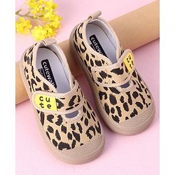 Cute Walk by Babyhug Velcro Closure Casual Shoes- Pink