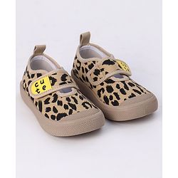 Cute Walk by Babyhug Velcro Closure Casual Shoes- Pink