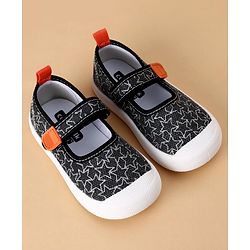 Cute Walk by Babyhug Casual Shoes - Black