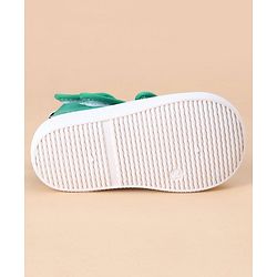 Cute Walk by Babyhug Casual Shoes with Velcro - Green