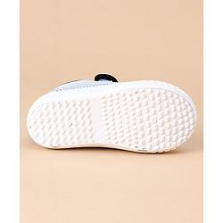 Cute Walk by Babyhug Casual Shoes Solid- Grey
