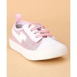 Cute Walk by Babyhug Casual Shoes Solid- Pink