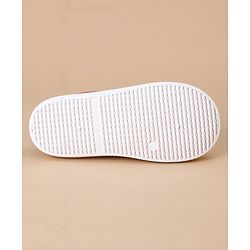 Cute Walk by Babyhug Casual Shoes Solid- Pink