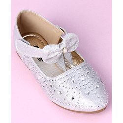 Cute Walk by Babyhug Sandals With Velcro Closure - Silver