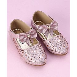Cute Walk by Babyhug Sandals With Velcro Closure - Pink