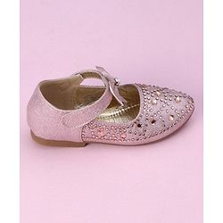Cute Walk by Babyhug Sandals With Velcro Closure - Pink