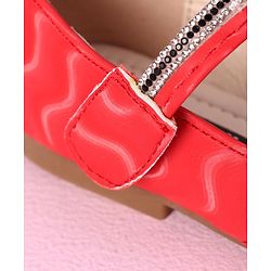Cute Walk by Babyhug Sandals Bow Applique- Red