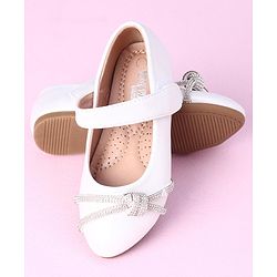 Cute Walk by Babyhug Embellished Sandals- White