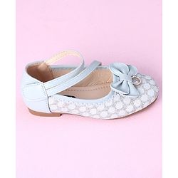 Cute Walk by Babyhug Sandals Bow Applique - Blue