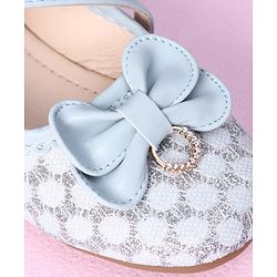 Cute Walk by Babyhug Sandals Bow Applique - Blue