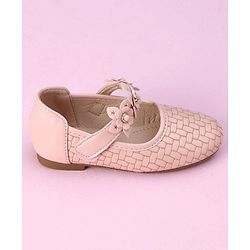 Cute Walk by Babyhug Sandals Flower Applique- Pink