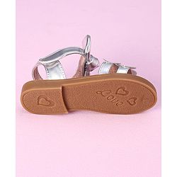 Cute Walk by Babyhug Sandals Glittered Heart Applique - Silver