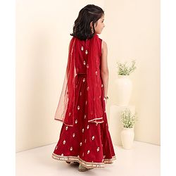 Babyhug Sleeveless Woven Choli & Lehenga With Dupatta Floral Embroidered - Maroon