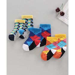 Cutewalk by Babyhug Ankle Length Anti-bacterial Cotton Blend Knit Socks Design Pack of 3 - Multicolour