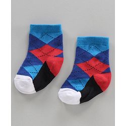 Cutewalk by Babyhug Ankle Length Anti-bacterial Cotton Blend Knit Socks Design Pack of 3 - Multicolour