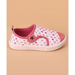 Cute Walk by Babyhug Casual Shoes With Velcro Closure Heart Print - Light Pink (Logo Colour May Vary)