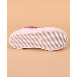 Cute Walk by Babyhug Casual Shoes With Velcro Closure Heart Print - Light Pink (Logo Colour May Vary)