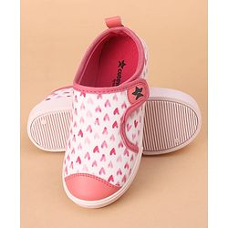 Cute Walk by Babyhug Casual Shoes With Velcro Closure Heart Print - Light Pink (Logo Colour May Vary)