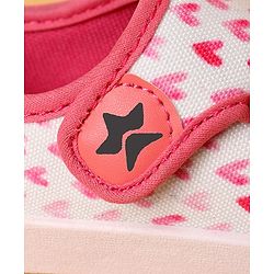 Cute Walk by Babyhug Casual Shoes With Velcro Closure Heart Print - Light Pink (Logo Colour May Vary)
