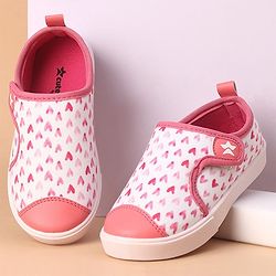 Cute Walk by Babyhug Casual Shoes With Velcro Closure Heart Print - Light Pink (Logo Colour May Vary)
