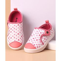 Cute Walk by Babyhug Casual Shoes With Velcro Closure Heart Print - Light Pink (Logo Colour May Vary)