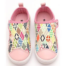 Cute Walk by Babyhug Casual Shoes With Velcro Closure Geometric Print - Light Pink