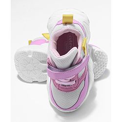 Cute Walk by Babyhug Velcro Closure Sneakers- Pink White