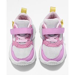 Cute Walk by Babyhug Velcro Closure Sneakers- Pink White