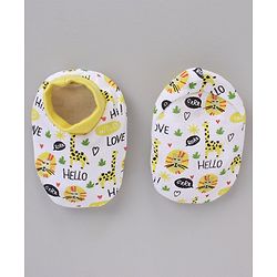 Babyhug 100% Cotton Cap Mittens And Booties White Yellow - Cap Diameter 11.5 cm