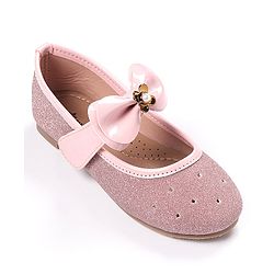 Cute Walk by Babyhug Bellies With Velcro Closure And Bow Applique - Pink