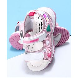 Cute Walk by Babyhug Velcro Sandals - White