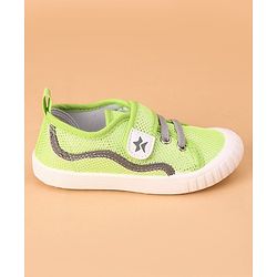 Cute Walk by Babyhug Casual Shoes with Velcro - Green