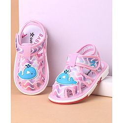 Cute Walk by Babyhug Velcro Closure Sandals Whale Patch - Pink