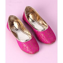 Cute Walk by Babyhug Slip On Sequins Mojaris - Pink