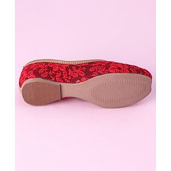 Cute Walk by Babyhug Slip On Embroidered Mojaris - Red