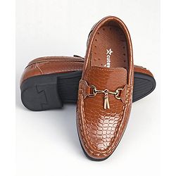 Cute Walk by Babyhug Slip On Formal Shoes - Brown