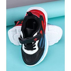 Cute Walk by Babyhug Sneakers With Velcro Closure Solid - Black Blue