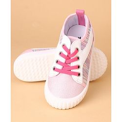 Cute Walk by Babyhug Solid Casual Shoes - Pink