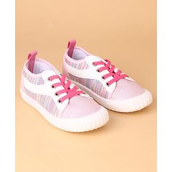 Cute Walk by Babyhug Solid Casual Shoes - Pink