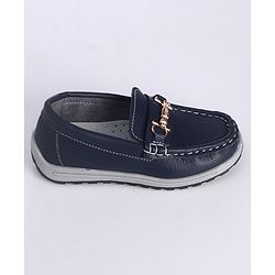 Cute Walk by Babyhug Slip On Solid Formal Shoes with Chain Link - Navy Blue