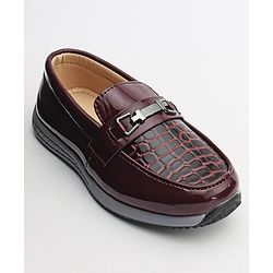 Cute Walk by Babyhug Formal Shoes - Red