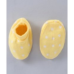 Babyhug 100% Cotton Cap Mittens & Booties Paw Print Yellow - Circumference 38 cm