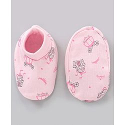 Babyhug 100% Cotton Cap Mittens & Booties Castle Print Pink - Diameter 8.5 cm