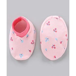 Babyhug 100% Cotton Cap Mittens & Booties Castle Print Pink - Diameter 11 cm