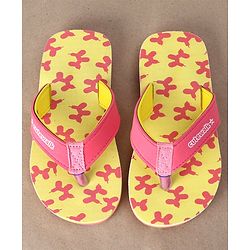 Cute Walk by Babyhug Flip Flops Balloon Art Print - Pink & Yellow