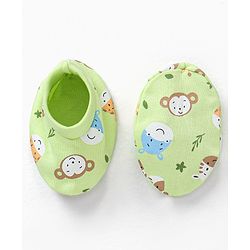 Babyhug 100% Cotton Cap Mittens & Booties Set Cow Giraffe Print - Diameter 10 cm