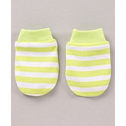 Babyhug 100 % Cotton Cap Mittens and Booties Stripes Print Green - Diameter 12 cm