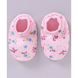 Babyhug 100% Cotton Cap Mittens & Booties Set Floral Print Pink - Circumference 32 cm