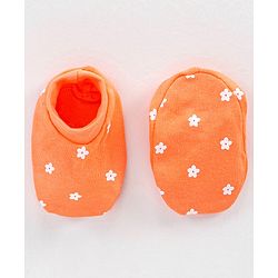 Babyhug 100% Cotton Cap Mittens & Booties Orange - Circumference 30 cm